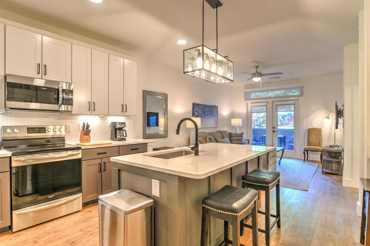 55 South Market 108 Holiday home Asheville