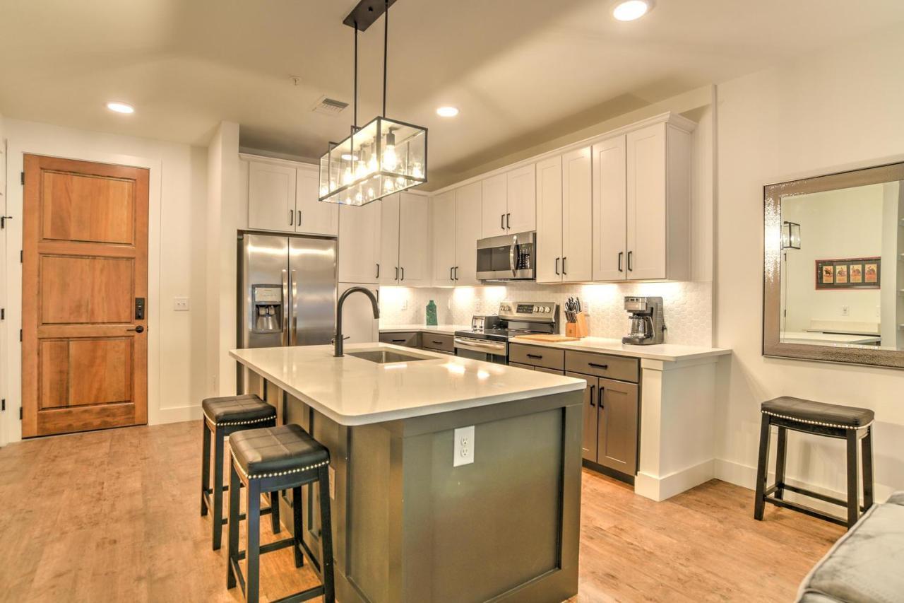 55 South Market 108 Holiday home Asheville